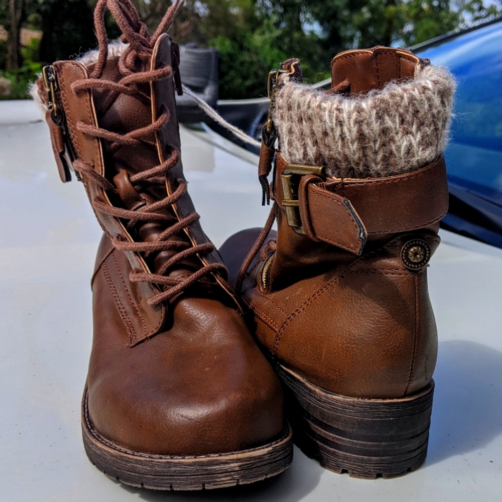 American eagle boots